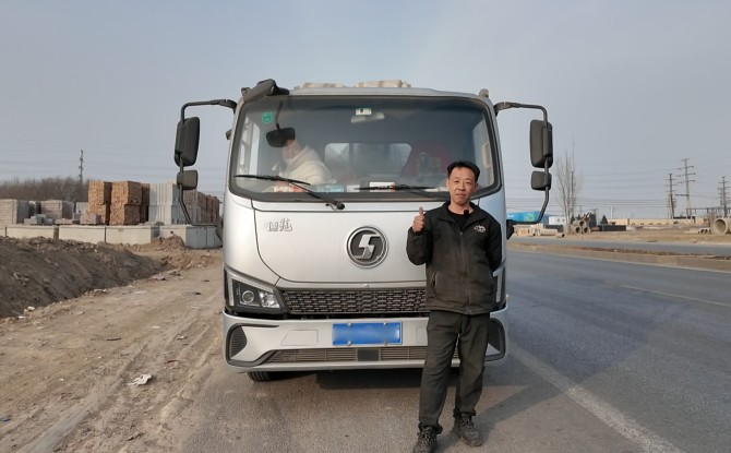 十年货运路 终遇“得力搭档”